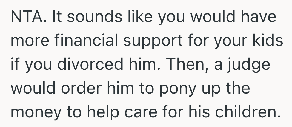 Screenshot 2025 07 15 at 3.48.49 AM Her Husband Disagrees With The Things She Bought For Their Daughters Birthday, So Now Hes Not Speaking To Her